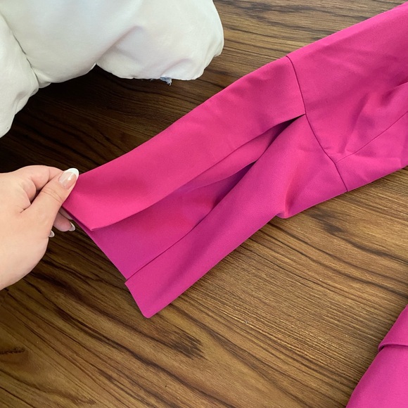 NWT Kallie Dress from City Chic in a Size 18 in Pop Pink - Picture 9 of 13